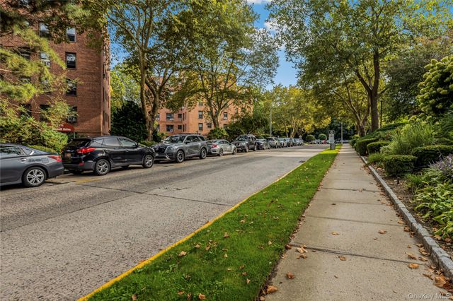 171 Pearsall 3H, Mount Vernon, NY 10552