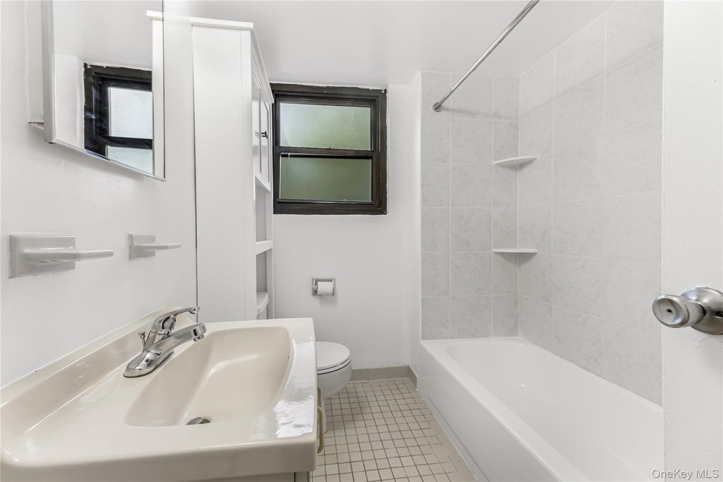 171 Pearsall 3H, Mount Vernon, NY 10552 — photo 4