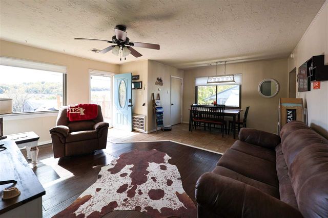 80 NW Big Rock Rd, Medicine Park, OK 73557