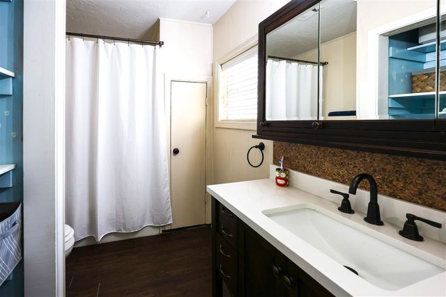 80 NW Big Rock Rd, Medicine Park, OK 73557