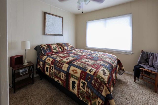 80 NW Big Rock Rd, Medicine Park, OK 73557