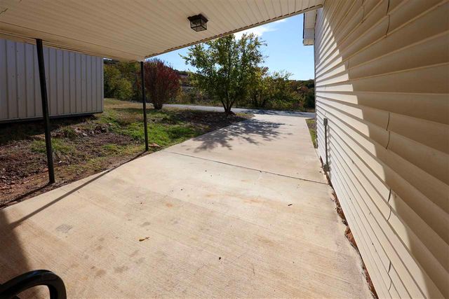 80 NW Big Rock Rd, Medicine Park, OK 73557