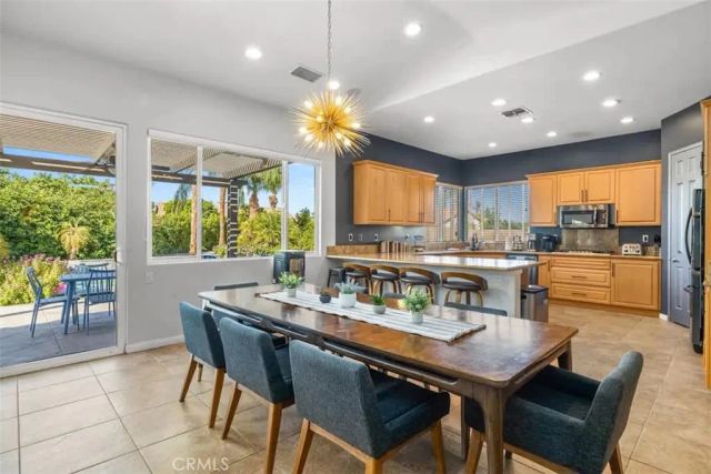 44260 Via Coronado, La Quinta, CA 92253