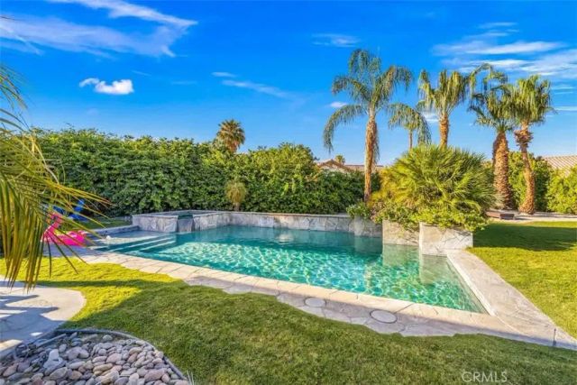 44260 Via Coronado, La Quinta, CA 92253