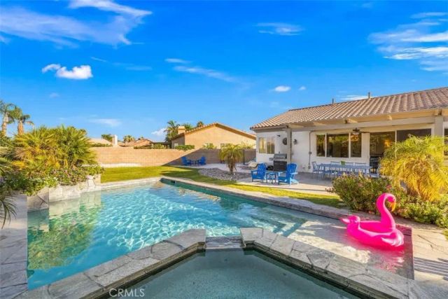 44260 Via Coronado, La Quinta, CA 92253