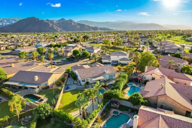 44260 Via Coronado, La Quinta, CA 92253