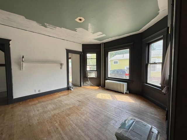 187 W MOORE STREET, Berlin, WI 54923