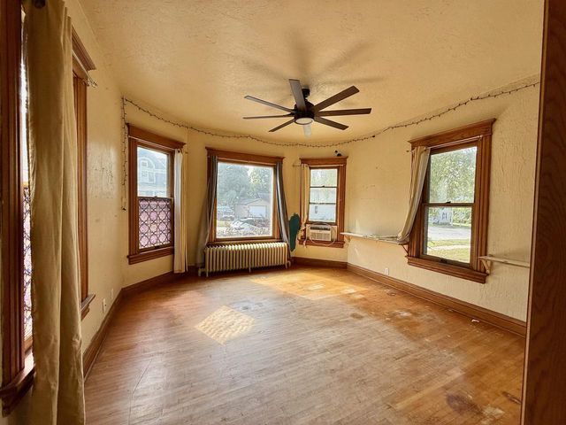 187 W MOORE STREET, Berlin, WI 54923