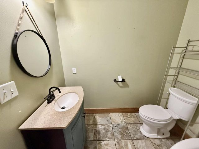 187 W MOORE STREET, Berlin, WI 54923