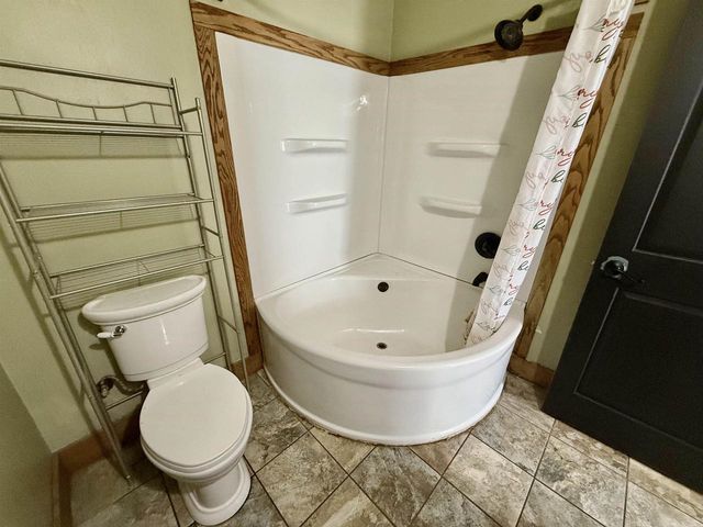 187 W MOORE STREET, Berlin, WI 54923