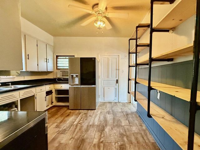 187 W MOORE STREET, Berlin, WI 54923