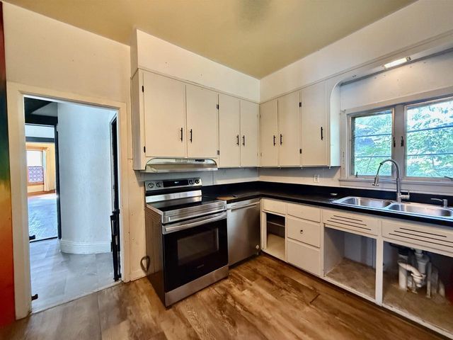 187 W MOORE STREET, Berlin, WI 54923