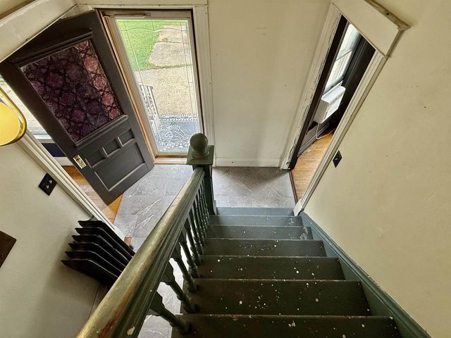 187 W MOORE STREET, Berlin, WI 54923