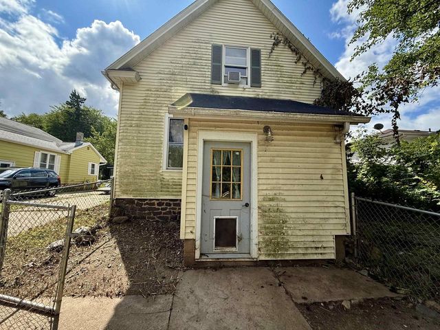 187 W MOORE STREET, Berlin, WI 54923