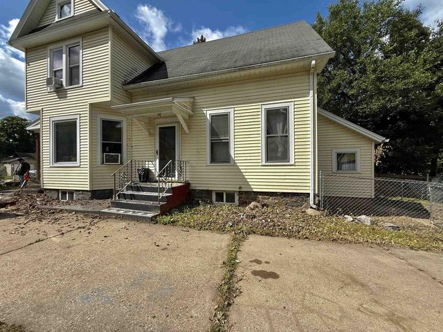 187 W MOORE STREET, Berlin, WI 54923