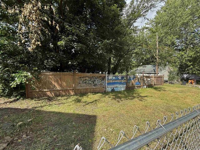 187 W MOORE STREET, Berlin, WI 54923