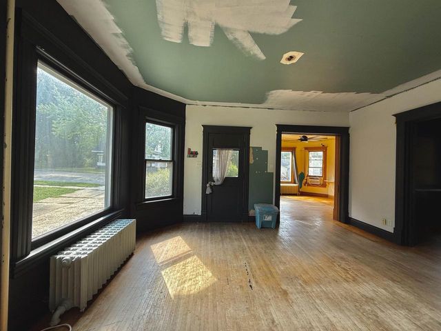 187 W MOORE STREET, Berlin, WI 54923