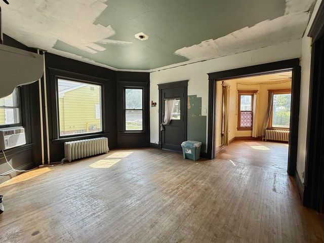 187 W MOORE STREET, Berlin, WI 54923