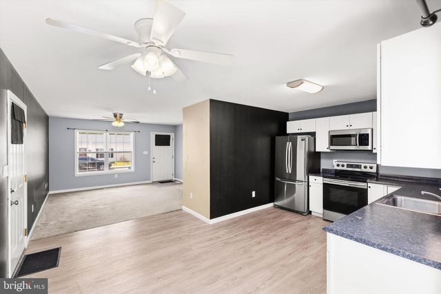 612 W 8TH ST, Laurel, DE 19956