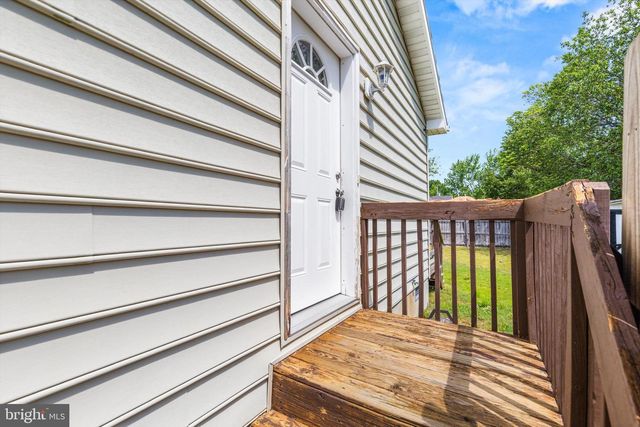 612 W 8TH ST, Laurel, DE 19956