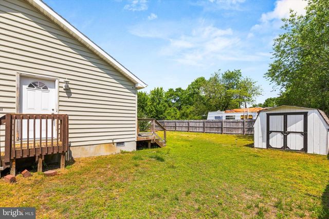 612 W 8TH ST, Laurel, DE 19956