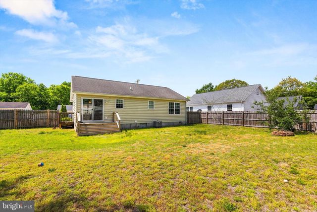612 W 8TH ST, Laurel, DE 19956