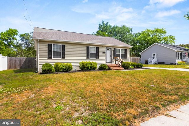 612 W 8TH ST, Laurel, DE 19956