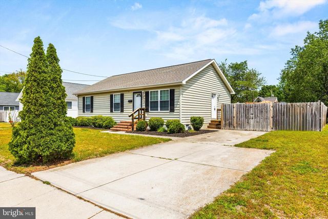 612 W 8TH ST, Laurel, DE 19956