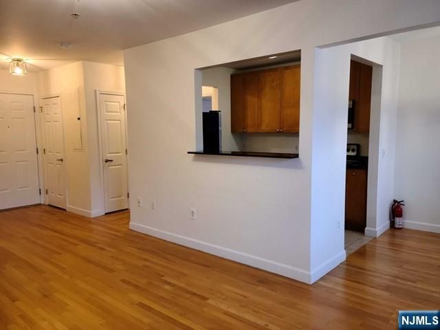 323 Willow Street 3M, Teaneck, NJ 07666