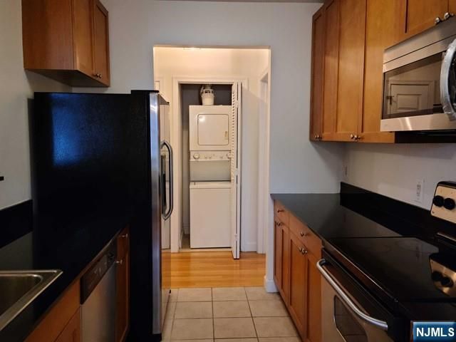 323 Willow Street 3M, Teaneck, NJ 07666