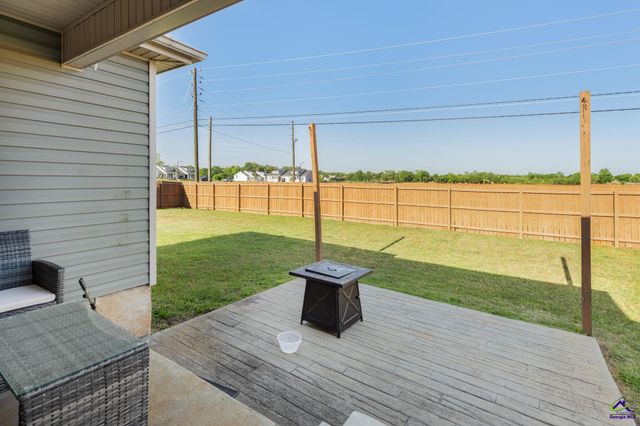 304 Worchester Circle, Perry, GA 31069