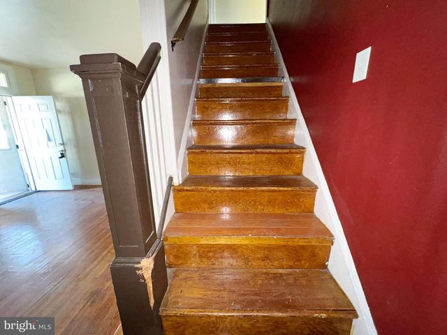 3323 KENYON AVE, Baltimore, MD 21213