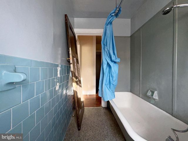 3323 KENYON AVE, Baltimore, MD 21213