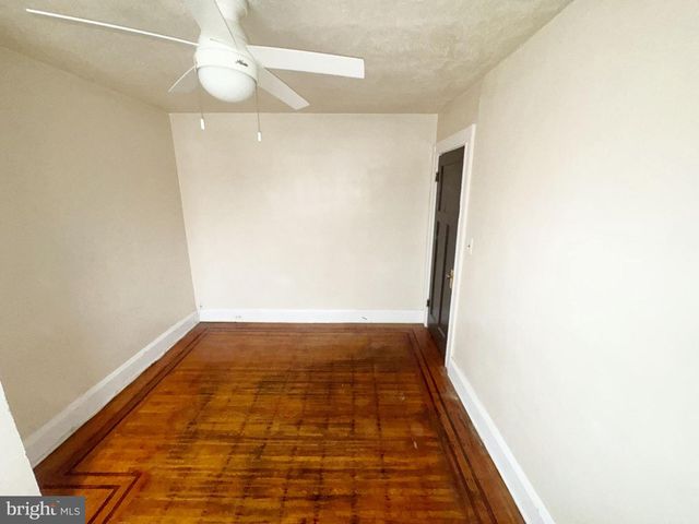 3323 KENYON AVE, Baltimore, MD 21213