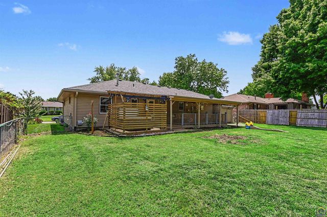 5408 SW 12th TER, Topeka, KS 66604