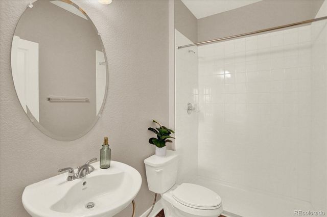 8128 E 22nd Avenue, Denver, CO 80238