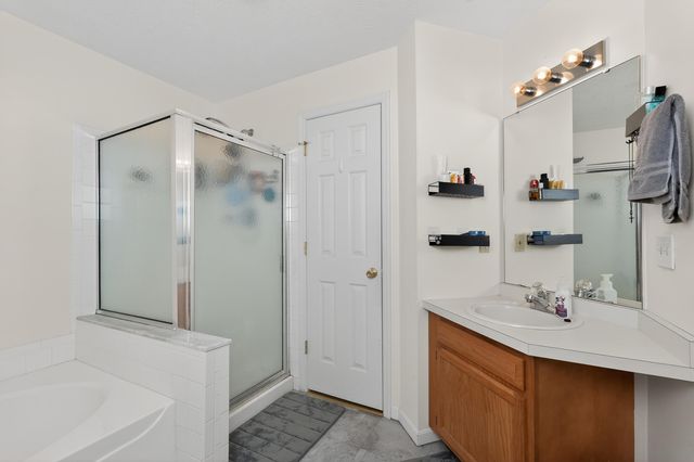 7075 Glen Kerry Court, Florence, KY 41042