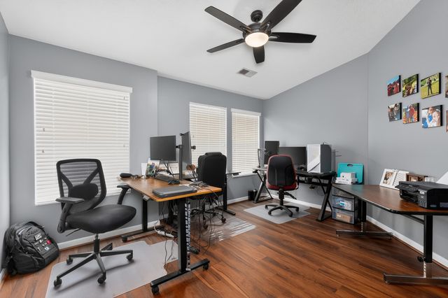 7075 Glen Kerry Court, Florence, KY 41042