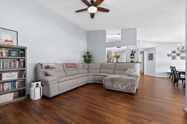 7075 Glen Kerry Court, Florence, KY 41042