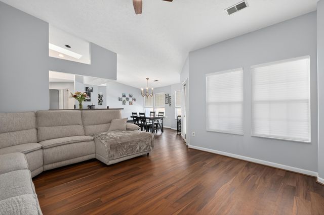 7075 Glen Kerry Court, Florence, KY 41042