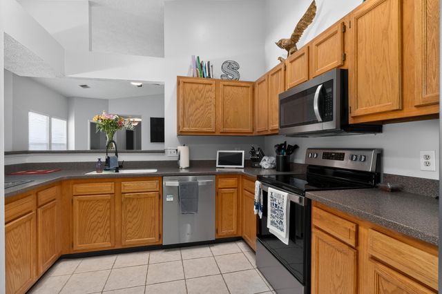 7075 Glen Kerry Court, Florence, KY 41042