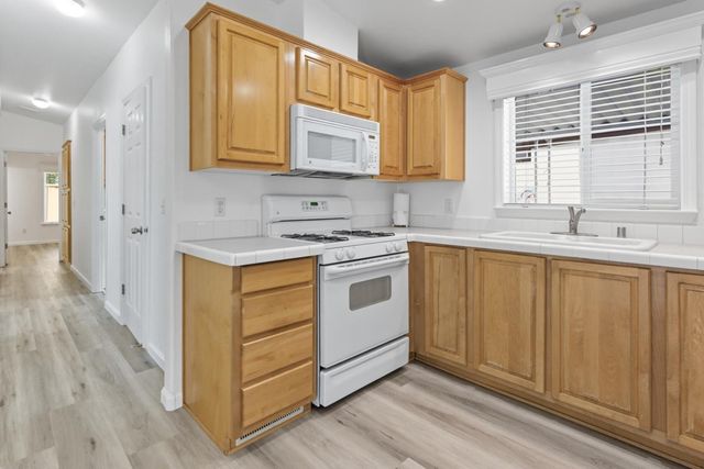 6011 Scotts Valley Drive 15, Scotts Valley, CA 95066