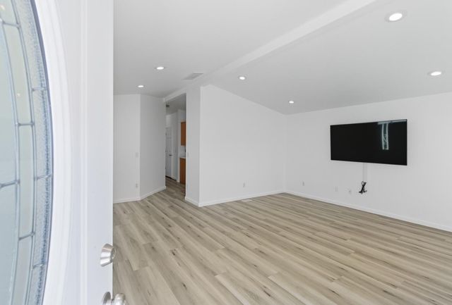 6011 Scotts Valley Drive 15, Scotts Valley, CA 95066