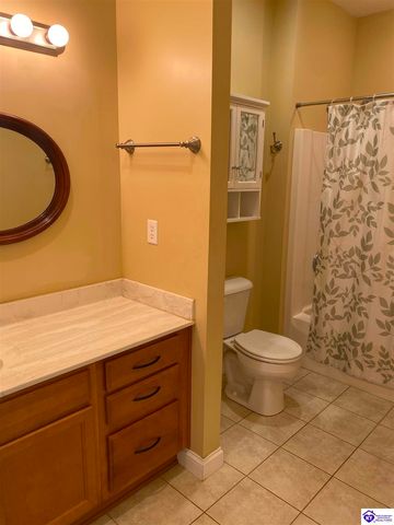141 Chase Way, Elizabethtown, KY 42701