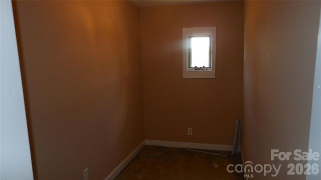 1514 W Walnut Avenue, Gastonia, NC 28052