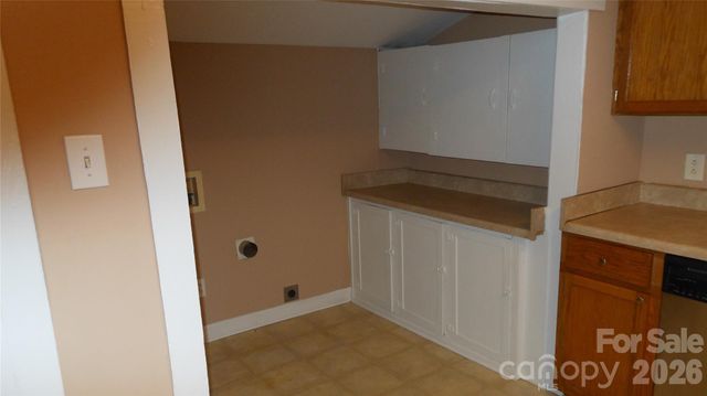 1514 W Walnut Avenue, Gastonia, NC 28052