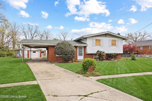 2403 Elkhorn Ln, Louisville, KY 40216