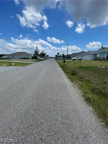 526 NW 7th AVE, Cape Coral, FL 33993