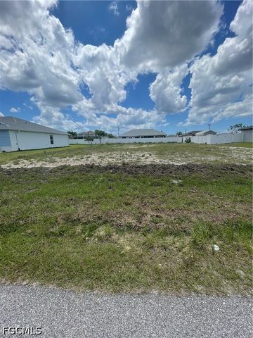 526 NW 7th AVE, Cape Coral, FL 33993
