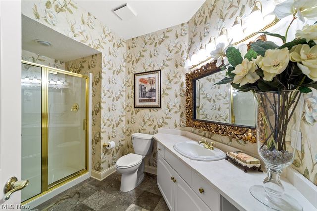 26 Haskell Drive, Bratenahl, OH 44108
